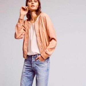 Anthropologie Hei Hei lightweight pink 100% cotton bomber jacket. Size Medium.